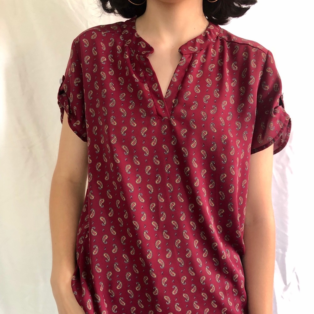 Sweet Rain Short Sleeve Paisley Top